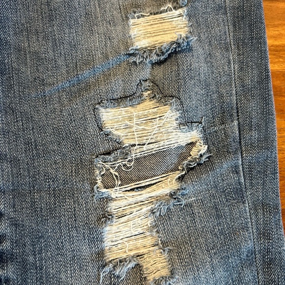 Ambercrombie &Fitch distressed size 2 skinny woman’s jeans waist 26 - Picture 13 of 13